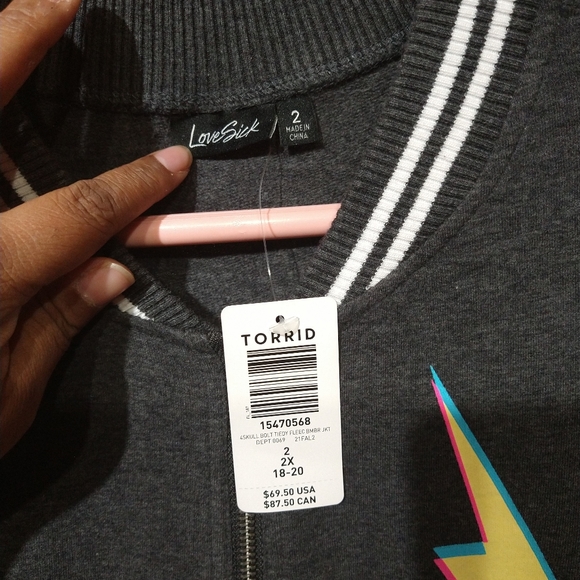 Lovesick Skull Bomber Jacket - Picture 8 of 10